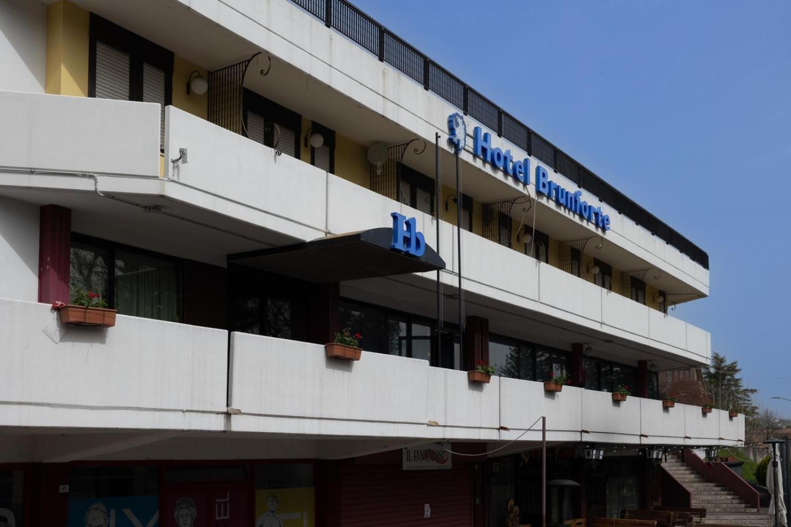 Hotel Brunforte Sarnano Exterior photo